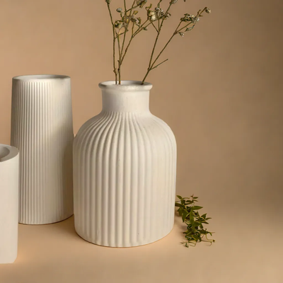 Deko Vase aus Porzellan Gips